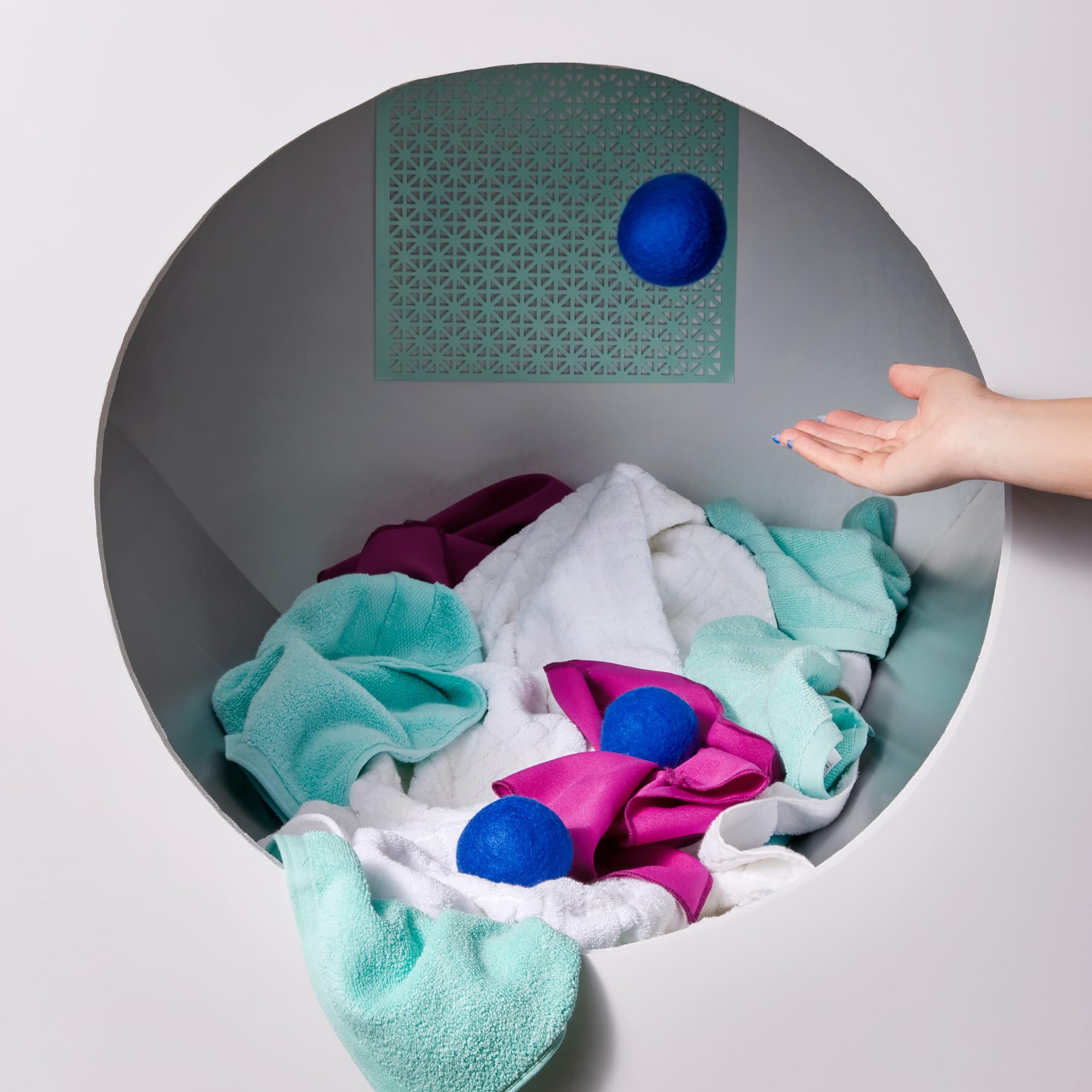 Capri Blue Volcano Dryer Ball Kit – Includes 3 100% Wool Dryer Balls +1 Volcano Laundry Fragrance Oil – Reusable Dryer Balls Eliminate Wrinkles, Static & Lint – Cruelty Free & Non-Toxic Laundry Balls - Image 4